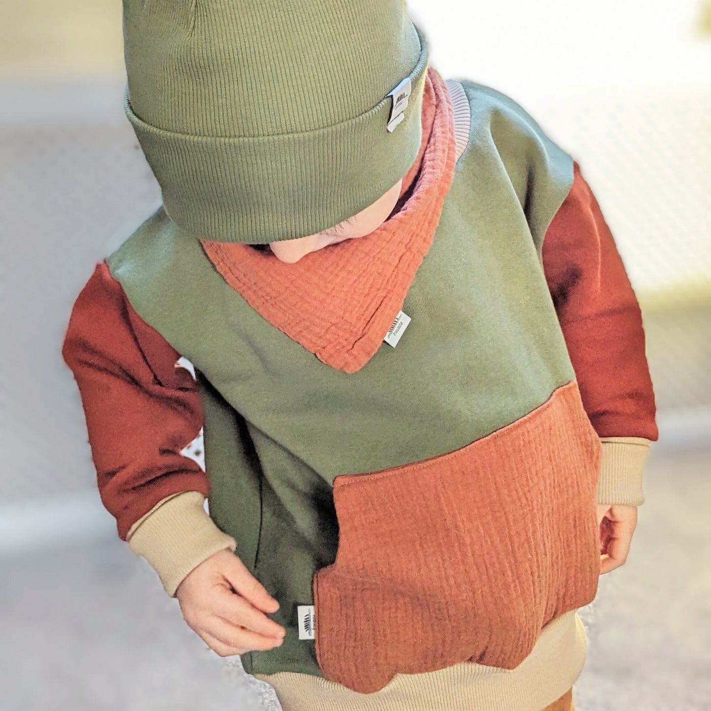 Colorblock Baby-Pullover aus Bio Baumwolle