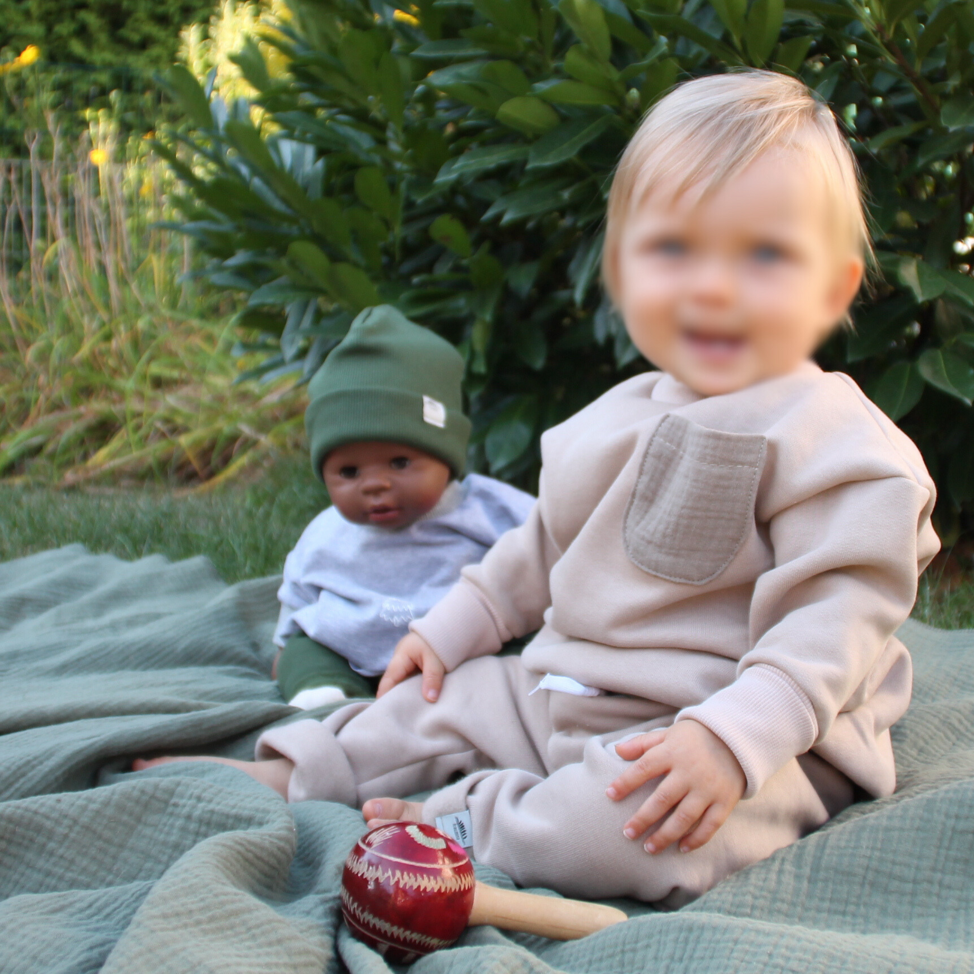 Geschlechtsneutrale Babykleidung: Pullover von Frau.Mina